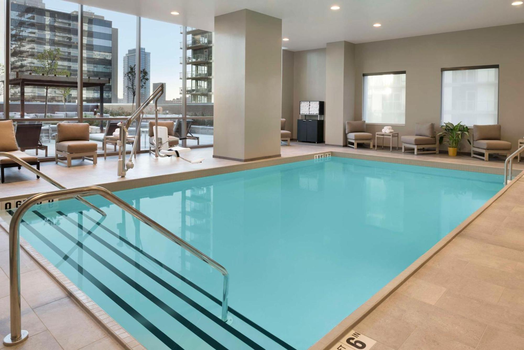 Hotel Hampton West Loop Fulton Market Area