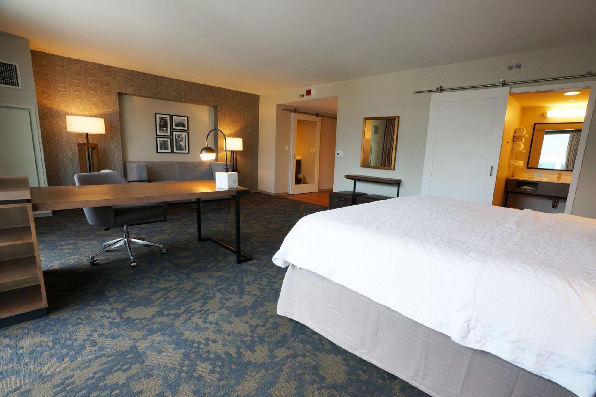 Hampton West Loop Fulton Market Area 3* Chicago