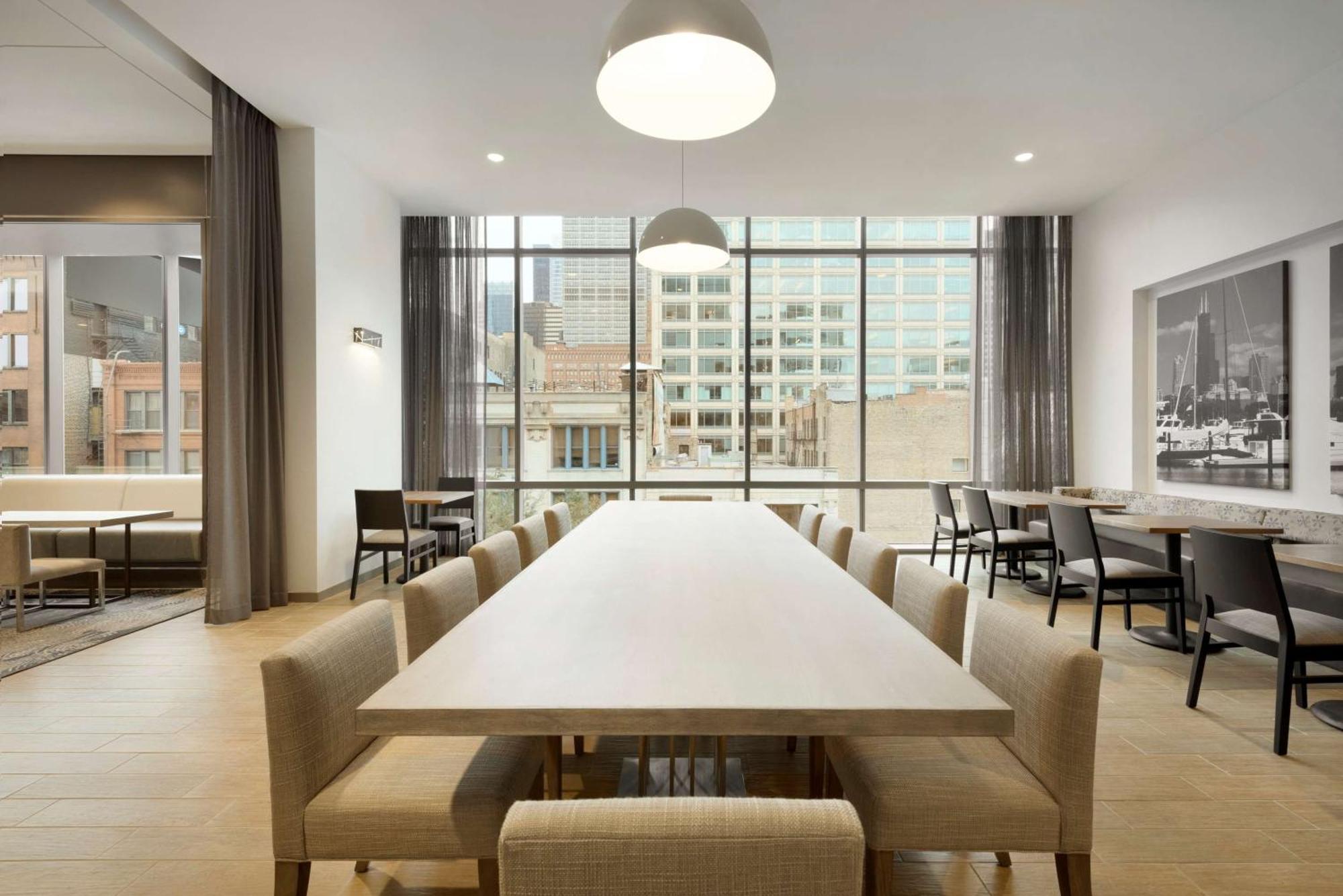 Hotel Hampton West Loop Fulton Market Area 3*